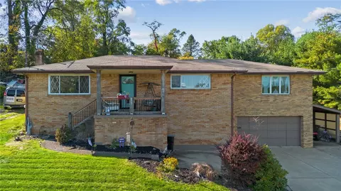 933 Braddock Rd, Pittsburgh, PA 15221