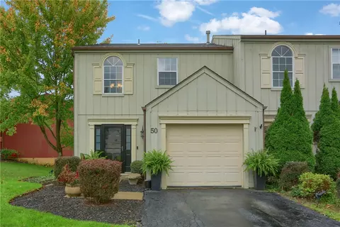 50 Monmouth Dr, Cranberry Township, PA 16066
