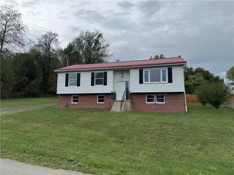 122 5th Ave, Uniontown, PA 15401