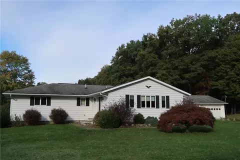 529 Old Fredonia Rd, Mercer, PA 16137