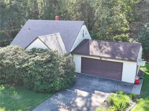 754 Jefferson Rd, Pittsburgh, PA 15235