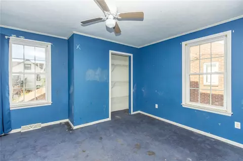 Bedroom - 16 Pine St, Natrona Heights, PA 15065 photo 4 of 5