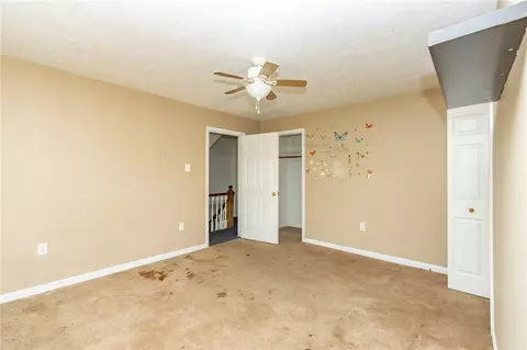 Bedroom - 16 Pine St, Natrona Heights, PA 15065 photo 3 of 5