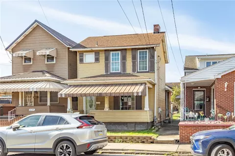 Exterior - 16 Pine St, Natrona Heights, PA 15065 photo 3 of 6