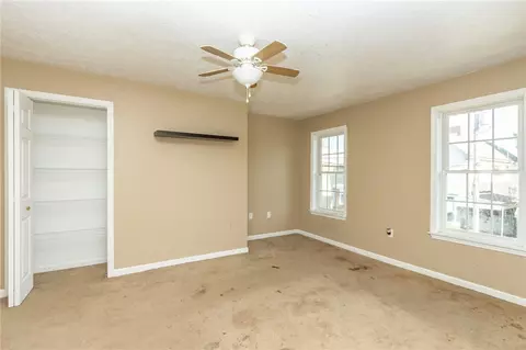 Bedroom - 16 Pine St, Natrona Heights, PA 15065 photo 2 of 5