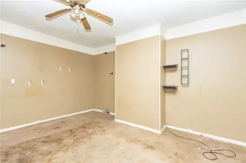 Bedroom - 16 Pine St, Natrona Heights, PA 15065 photo 1 of 5