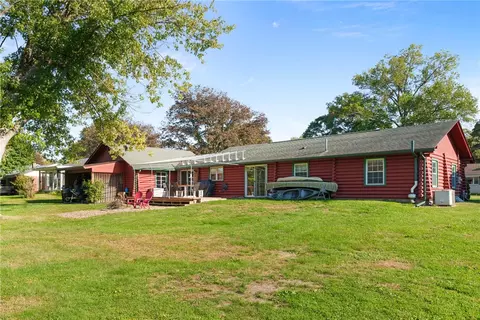 Exterior - 121 Jackson St, Harmony, PA 16037 photo 10 of 10