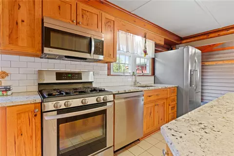 Kitchen - 121 Jackson St, Harmony, PA 16037 photo 1 of 2