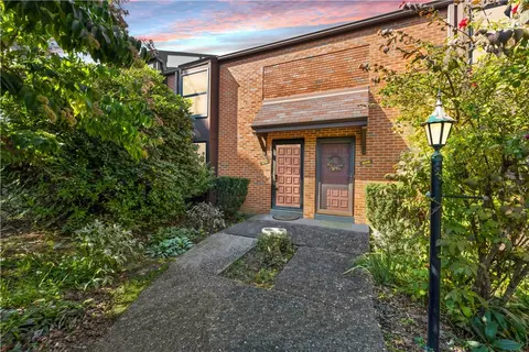 616 Sewickley Heights Dr, Sewickley, PA 15143