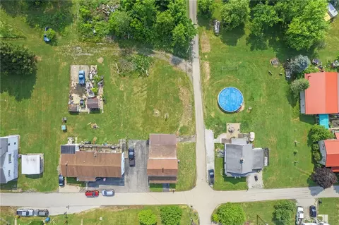 View/Area - 20 Harris St, Joffre, PA 15053 photo 2 of 5