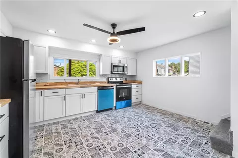 Kitchen - 20 Harris St, Joffre, PA 15053 photo 1 of 2