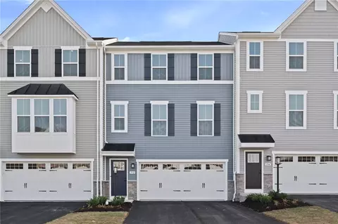 152 Crown St, Mckees Rocks, PA 15136