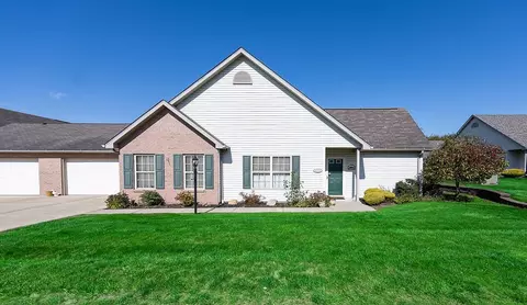 1011 Timberwood Dr, Beaver Falls, PA 15010