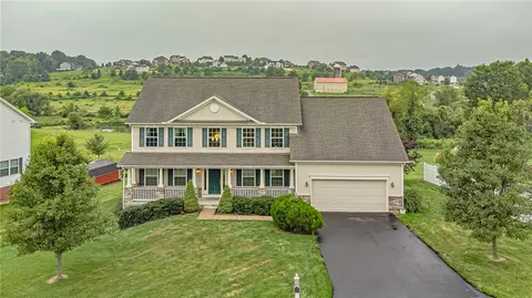 531 Renee Dr, Latrobe, PA 15650