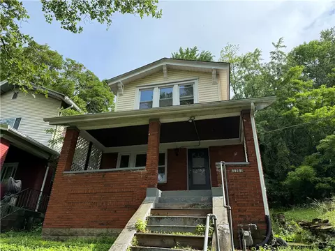 8919 Upland Ter, Penn Hills, PA 15235
