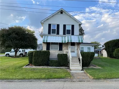 733 Neale Ave, Ford Cliff, PA 16228