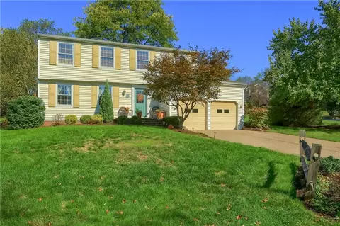 9541 Castleton Dr, Allison Park, PA 15101