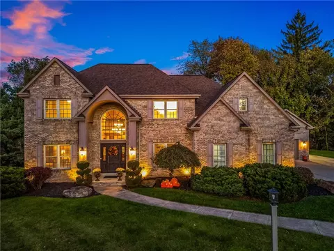 714 Lake Louise Ct, Gibsonia, PA 15044