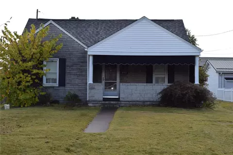 916 Brown St, Belle Vernon, PA 15012