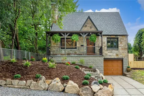 1446 Damas, Pittsburgh, PA 15212