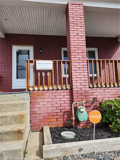 306 Stratmore, Pittsburgh, PA 15205