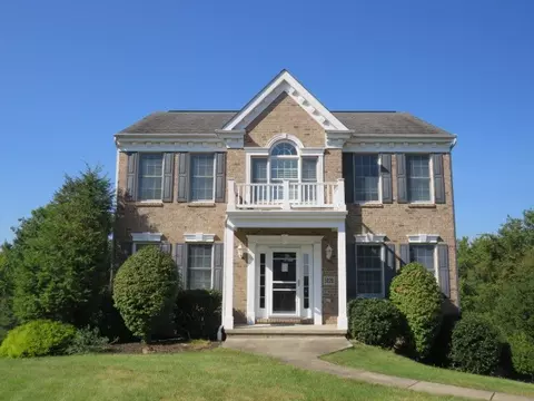 5028 Stags Leap Ln, Coraopolis, PA 15108