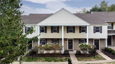 204 Olde, Pittsburgh, PA 15237