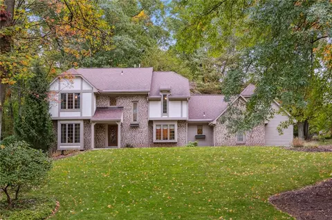 9780 Woodland Rd N, Pittsburgh, PA 15237