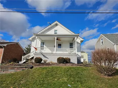 345 Clark St, Washington, PA 15301