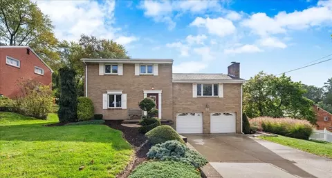 52 Oregon Trl, Bethel Park, PA 15102