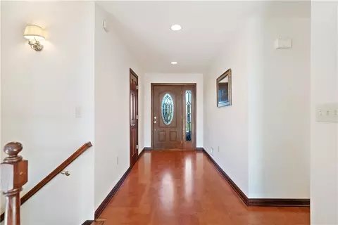 Entry Way - 263 Arrowhead Ln, Eighty Four, PA 15330 photo 1 of 1