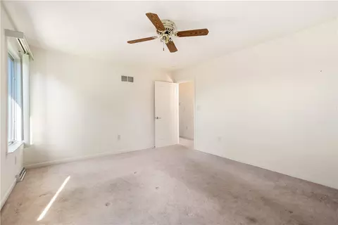 Bedroom - 263 Arrowhead Ln, Eighty Four, PA 15330 photo 3 of 8