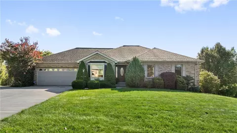 Exterior - 263 Arrowhead Ln, Eighty Four, PA 15330 photo 2 of 5