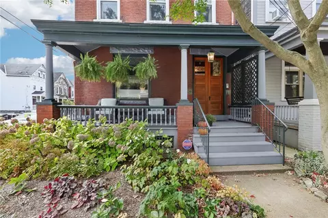 922 Ivy St, Pittsburgh, PA 15232