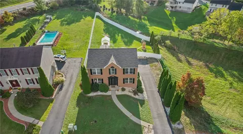 905 Castlegate Cir, Greensburg, PA 15601