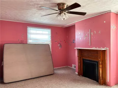 Bedroom - 111 Longfellow, Vandergrift, PA 15690 photo 4 of 4