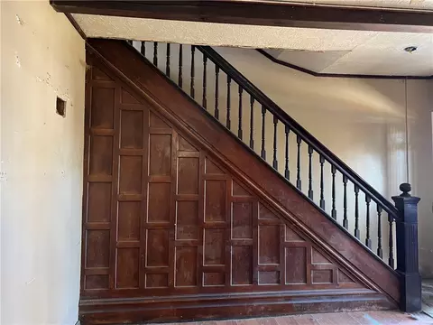 Entry Way - 111 Longfellow, Vandergrift, PA 15690 photo 1 of 1