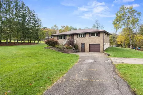 135 Winterset Rd, Baden, PA 15005