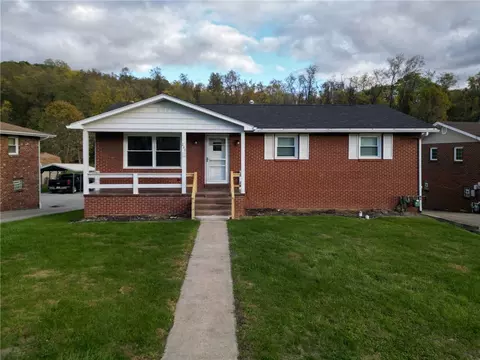 220 Bonnie St, Rostraver, PA 15012