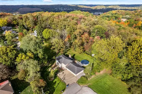 41 Nolte Ln, Coraopolis, PA 15108