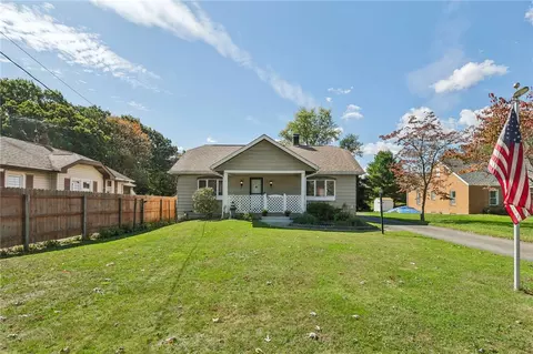 1763 Brodhead Rd, Moon Township, PA 15108