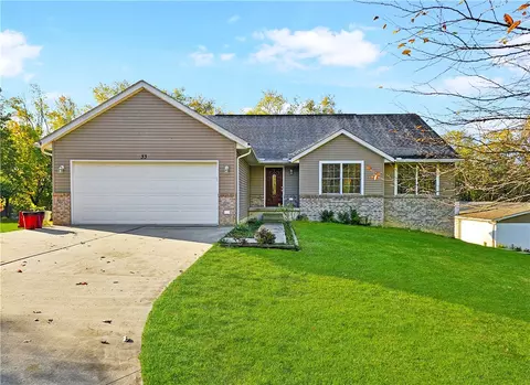 33 Belvadier Dr, Washington, PA 15301