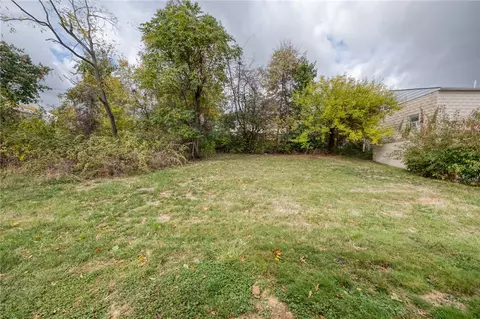 585 Maple Ave, Washington, PA 15301 photo 20