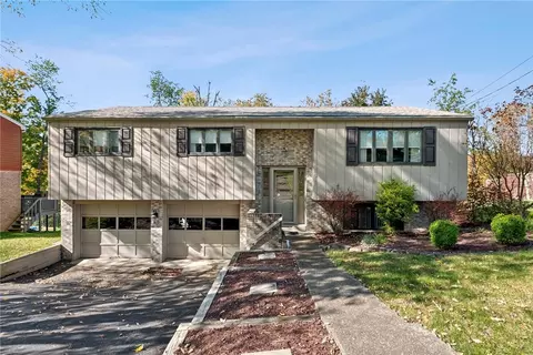 913 Harvard Rd, Monroeville, PA 15146