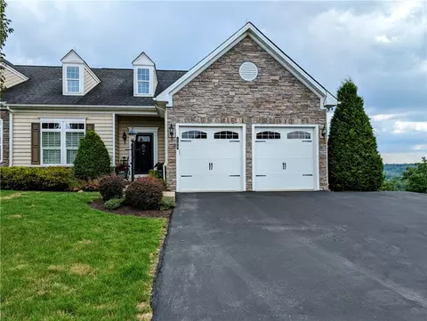 132 Twilight Dr, Canonsburg, PA 15317