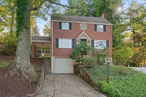 826 Hawthorne Dr, Pittsburgh, PA 15235