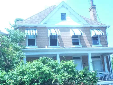 413 Delaware St, Monessen, PA 15062