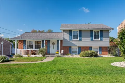 168 Conneaut Dr, Pittsburgh, PA 15239