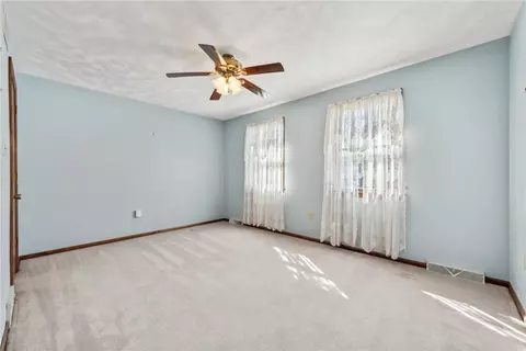 148 Rizzi Dr, Irwin, PA 15642 photo 18