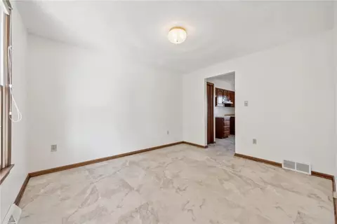 148 Rizzi Dr, Irwin, PA 15642 photo 16